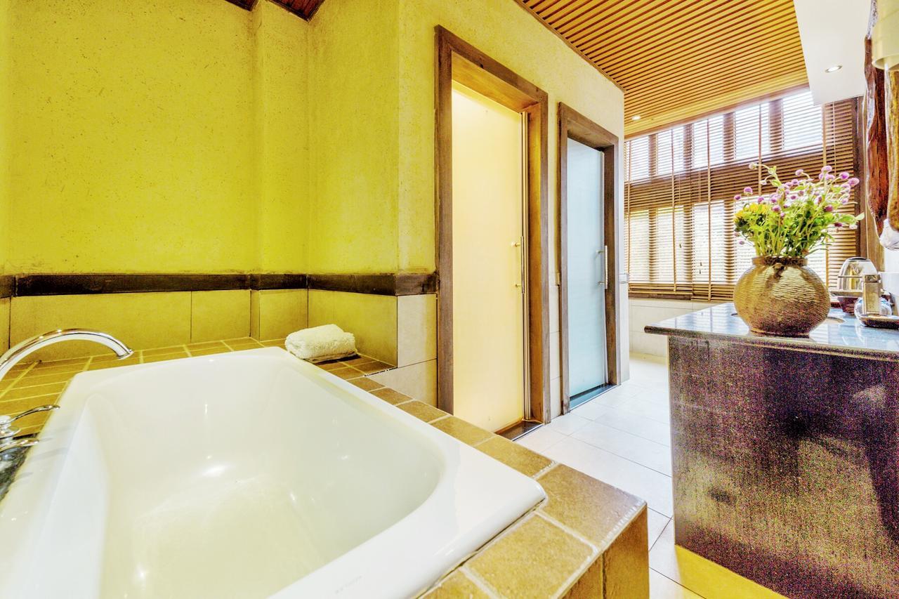 Lijiang Shuhe Yuefeng Resort Hotel מראה חיצוני תמונה