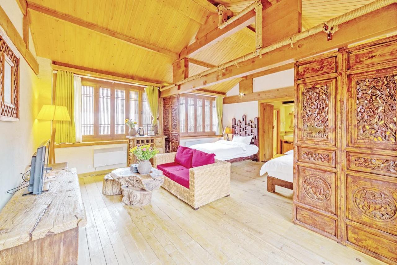 Lijiang Shuhe Yuefeng Resort Hotel מראה חיצוני תמונה